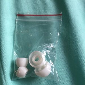 Ear bud pieces